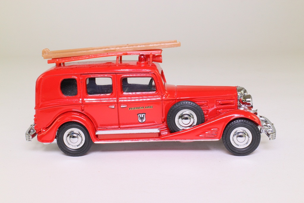 Models of Yesteryear Y-61/1; 1933 Cadillac Fire Engine